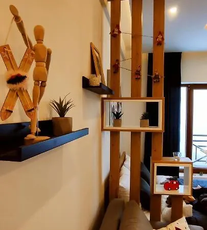 Sans Lux N42 Milmari דירה