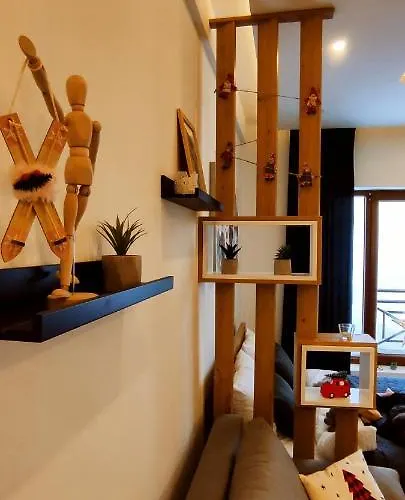 Sans Lux N42 Milmari Apartman